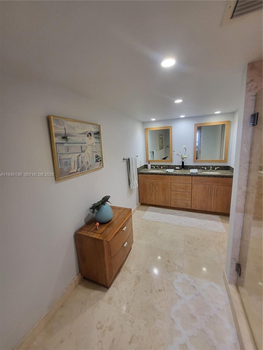 3 Grove Isle Drive C1807, Miami, FL 33133 photo 16