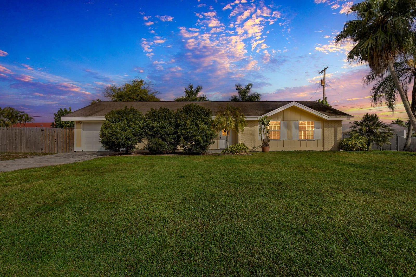 9199 Lantern Drive — photo 1