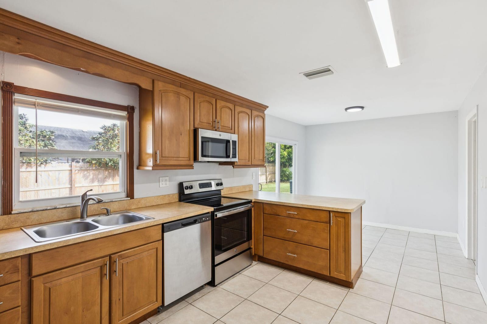 9199 Lantern Drive, Lake Worth, FL 33467 photo 13