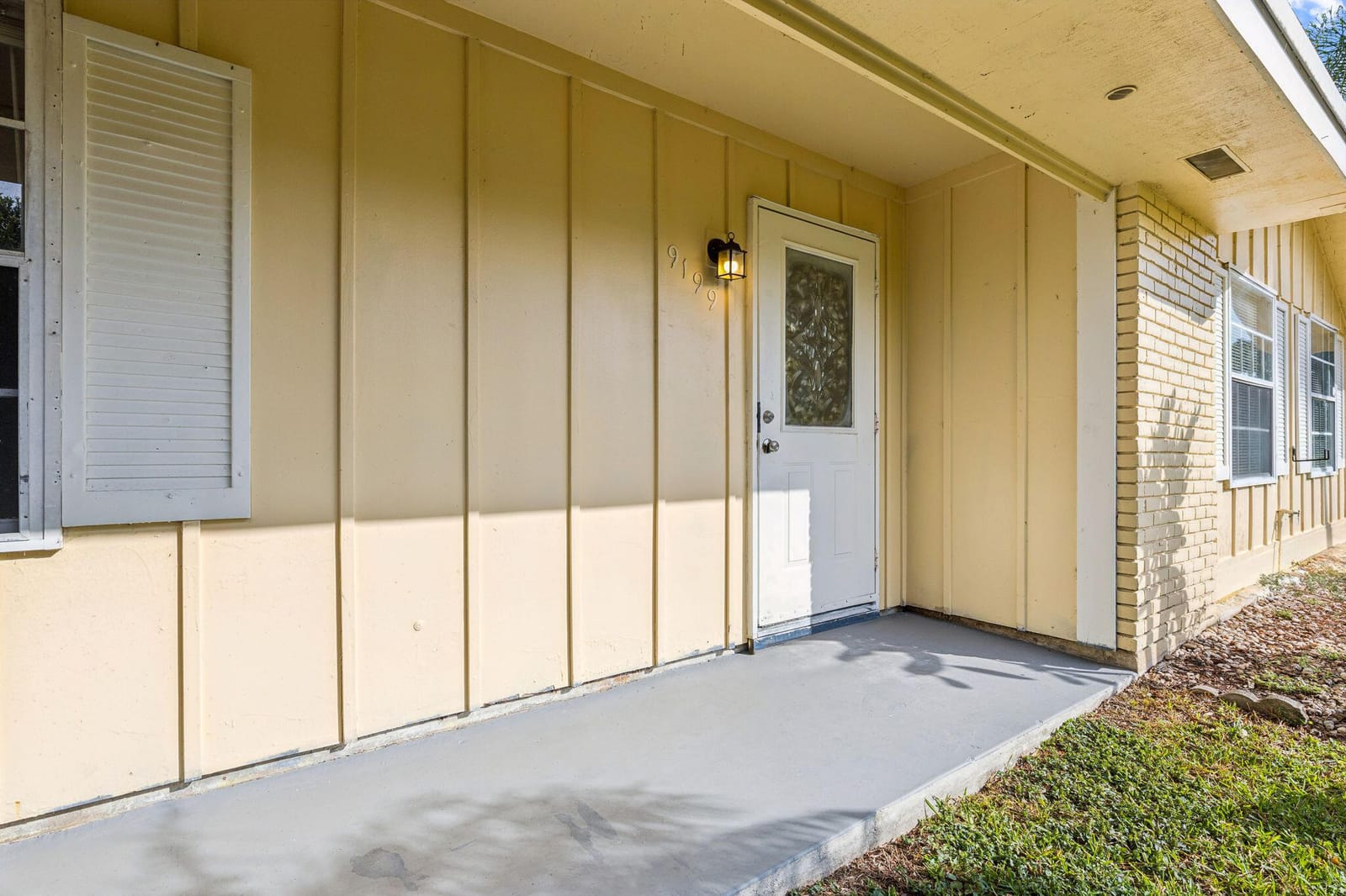 9199 Lantern Drive — photo 4