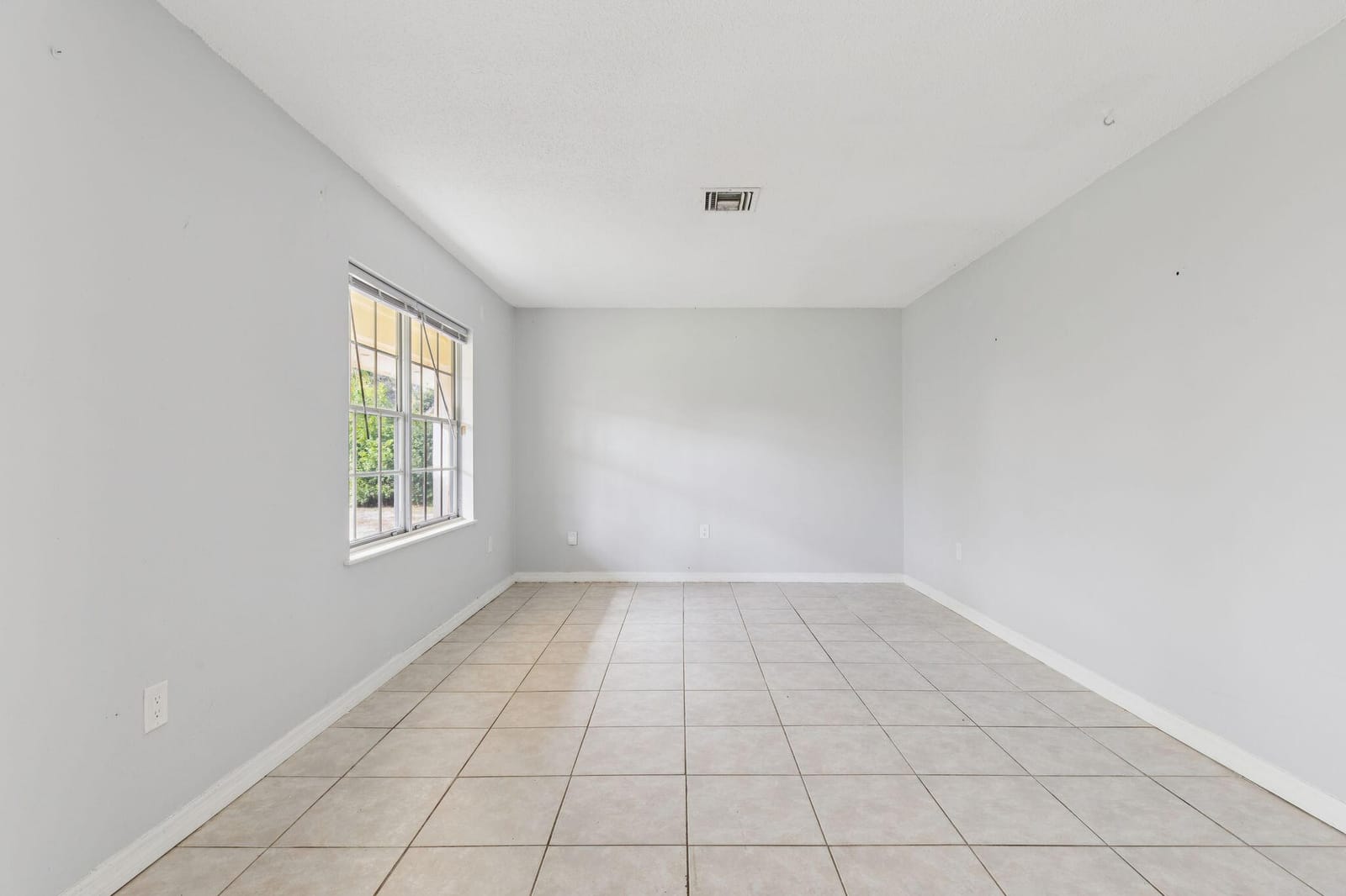 9199 Lantern Drive — photo 6