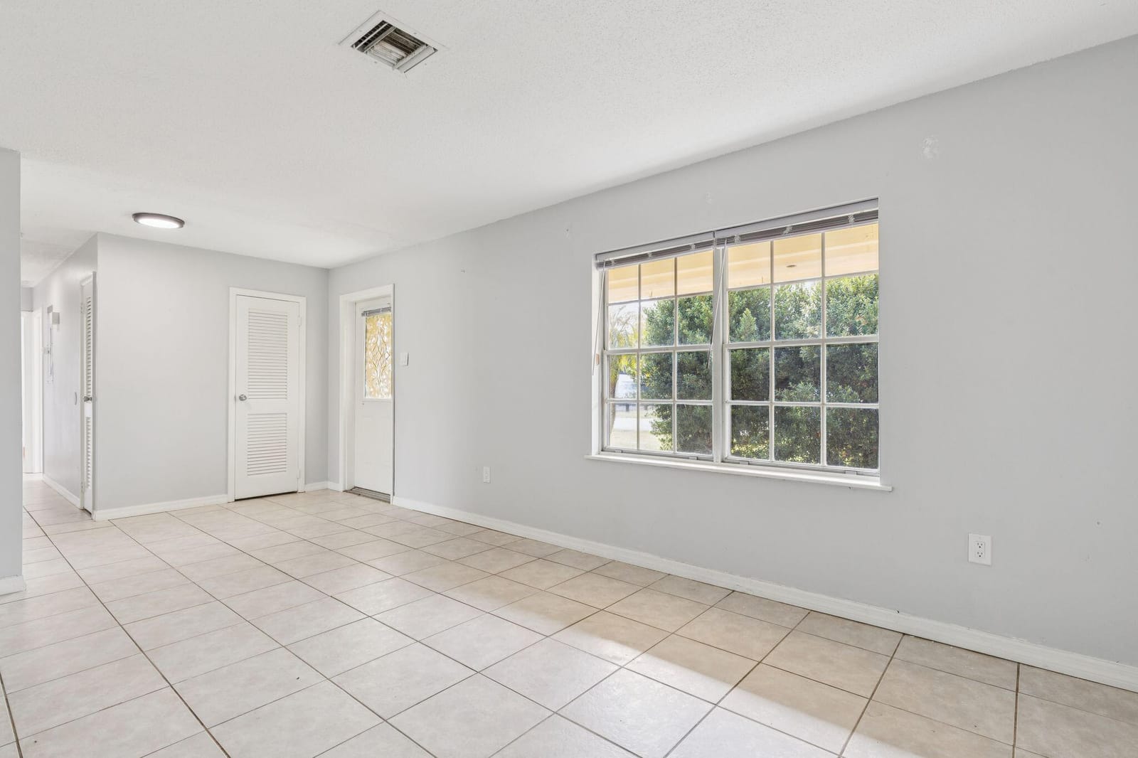 9199 Lantern Drive — photo 8