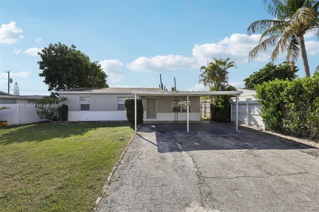 3209 Scanlan Avenue, Lake Worth, FL 33461