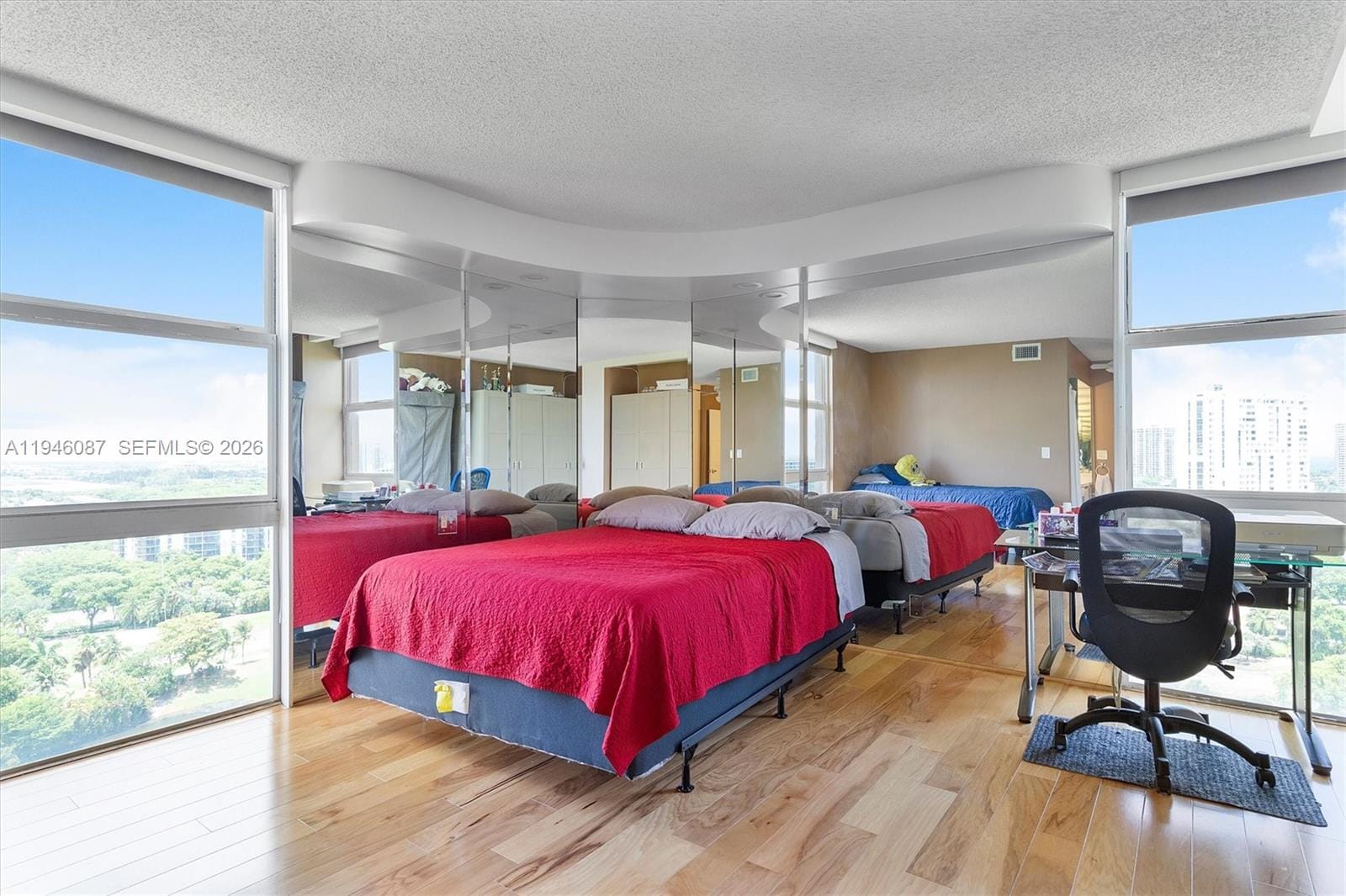 20379 W Country Club Drive 1933, Aventura, FL 33180 photo 25