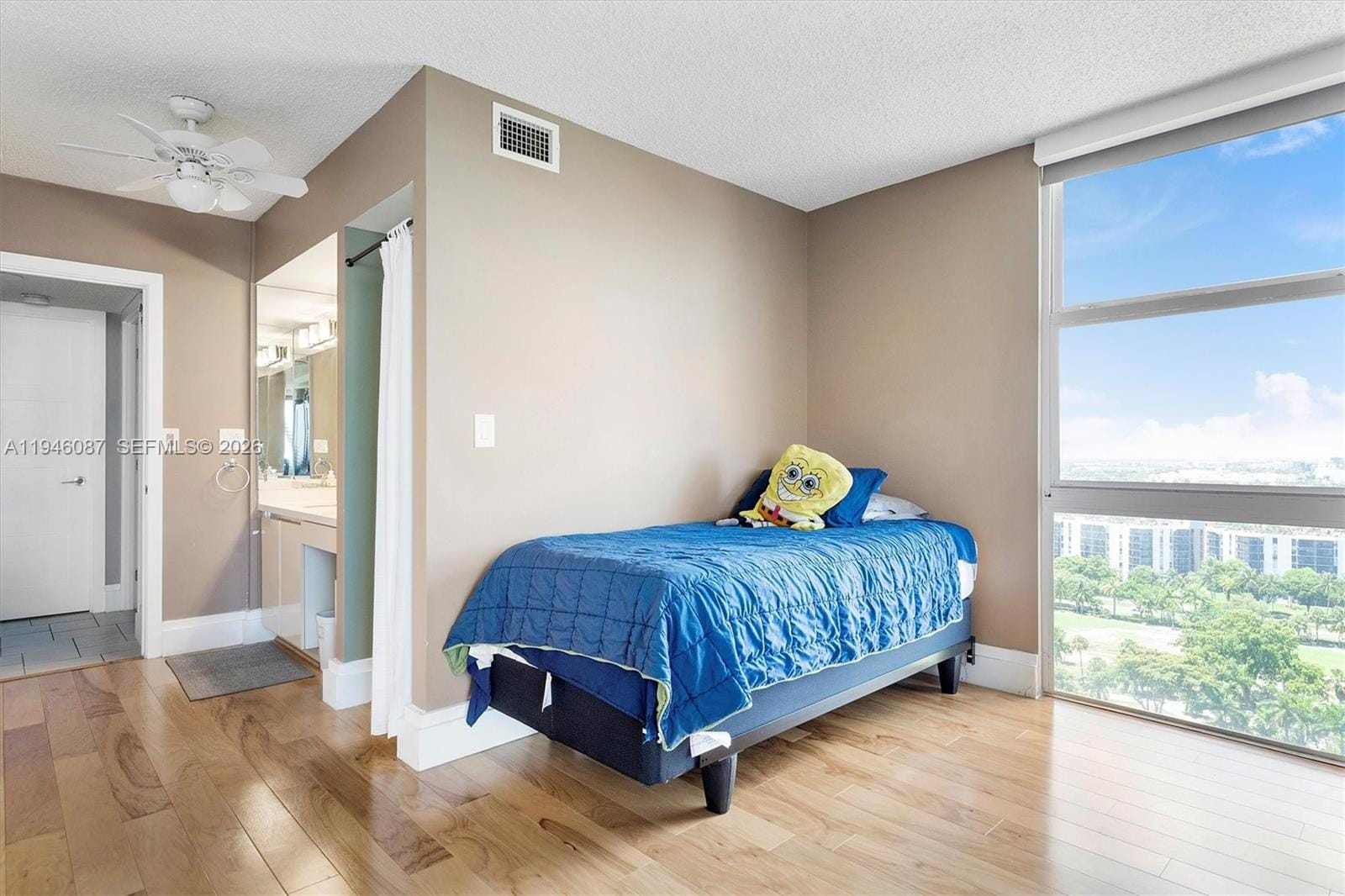 20379 W Country Club Drive 1933, Aventura, FL 33180 photo 26
