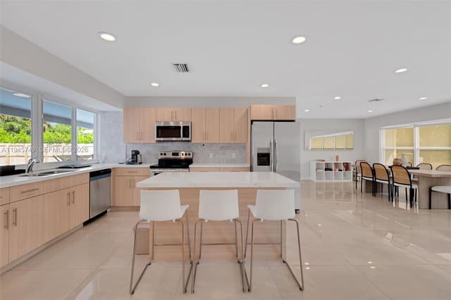 3500 N Park Road, sold in Hollywood Hills North Sec, Hollywood, FL