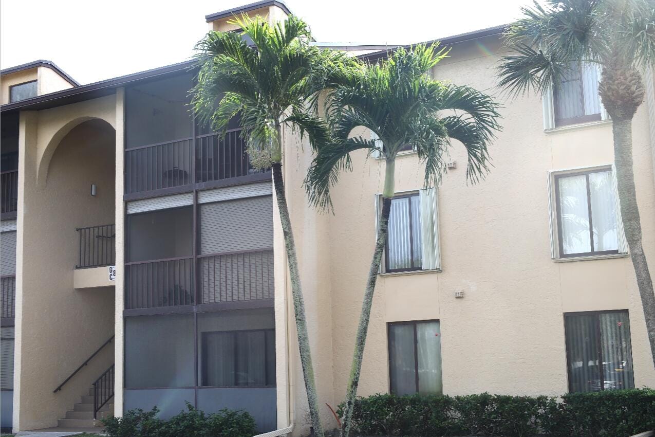 2 bedroom home for sale at 812 Sky Pine, Greenacres, FL 33415 — $169,900