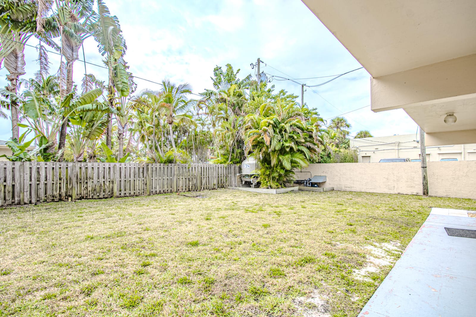 660 Glouchester Street 106 — photo 12