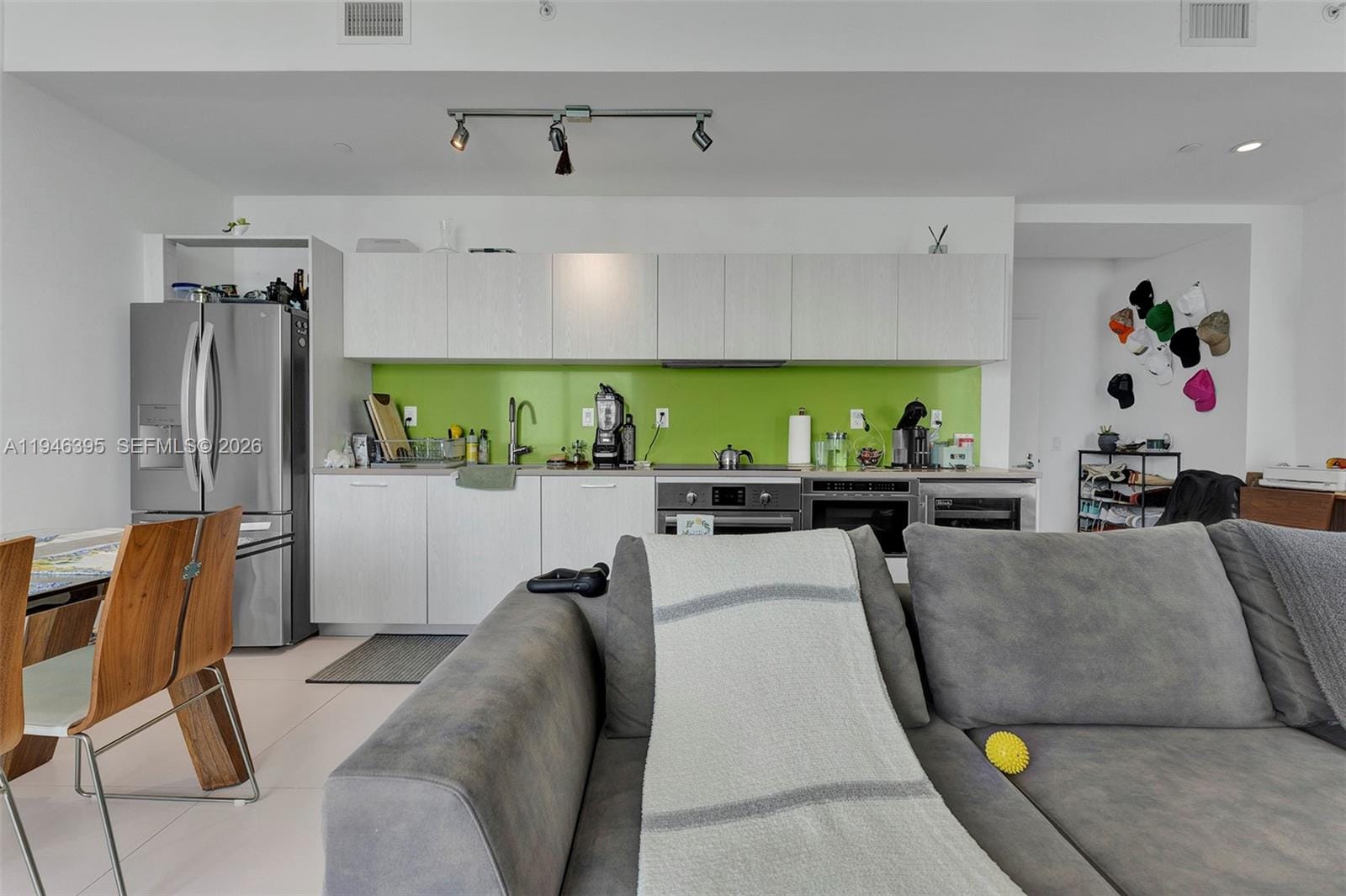 501 NE 31 4305 — photo 9