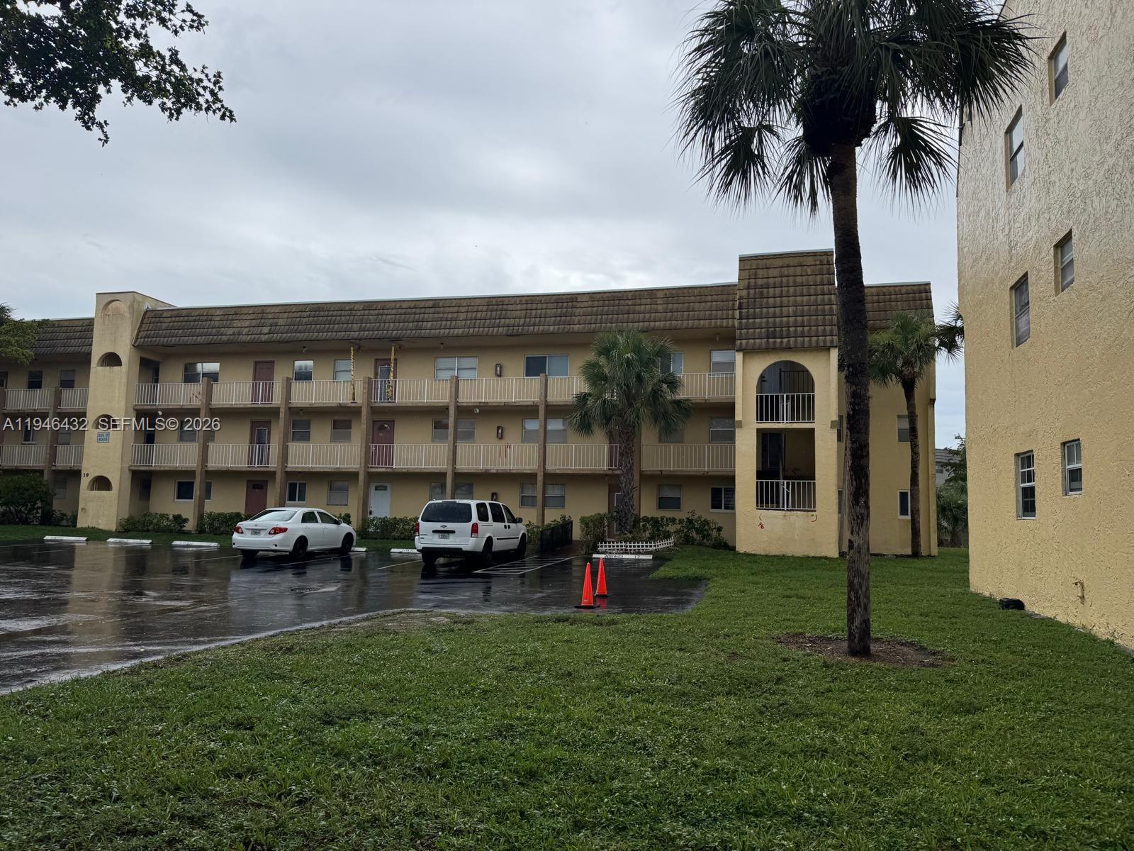 8305 Sunrise Lakes Boulevard 312, Sunrise, FL 33322, Sunrise