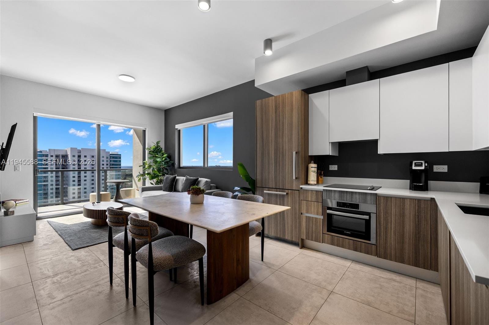 239 SW 9th Street 2102 — photo 2