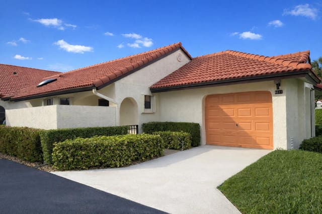 6001 Parkwalk Drive 1116, sold in Coves At Parkwalk Condo, Boynton Beach, FL