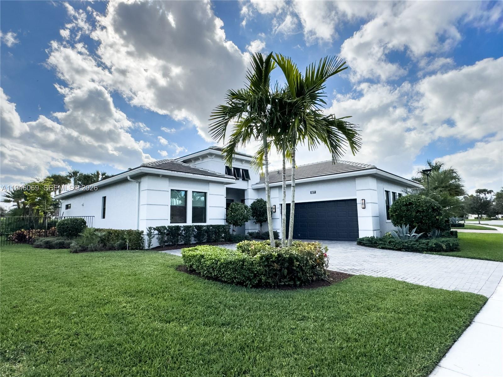 5577 Saint Armands Way, Westlake, FL 33470, Westlake