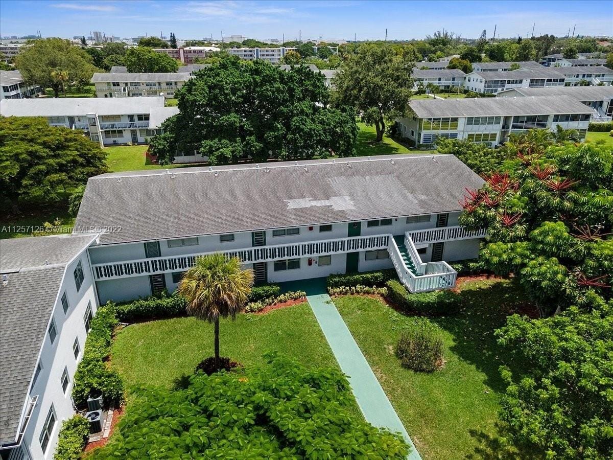 301 Farnham M 301, Deerfield Beach, FL 33442 photo 27