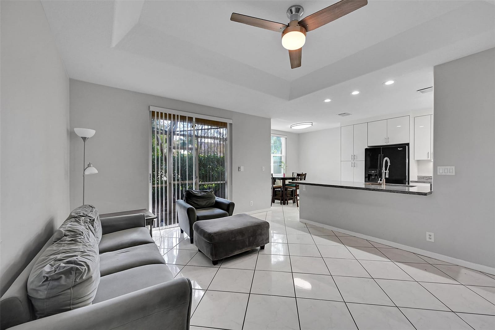 9640 Royal Palm Boulevard — photo 7