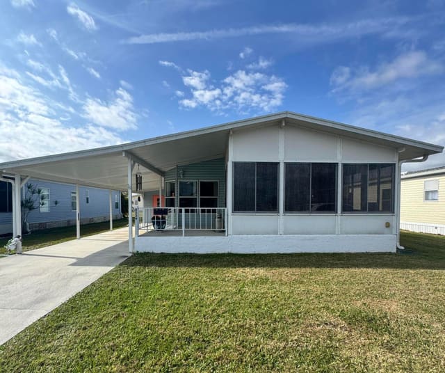 6539 Spanish Lakes Boulevard, Fort Pierce, FL 34951