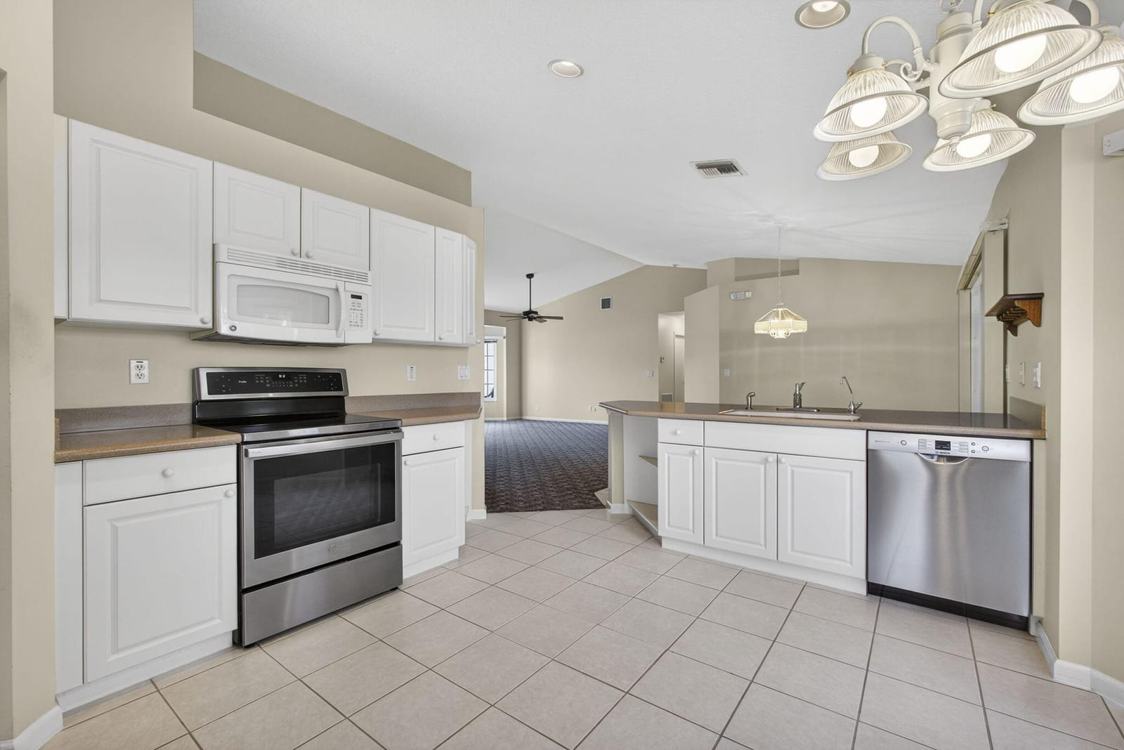 109 Monterey Way, Royal Palm Beach, FL 33411 photo 20