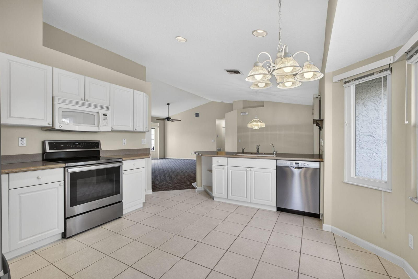 109 Monterey Way, Royal Palm Beach, FL 33411 photo 21