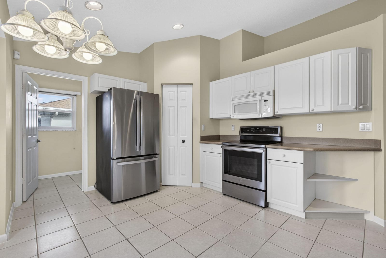 109 Monterey Way, Royal Palm Beach, FL 33411 photo 22