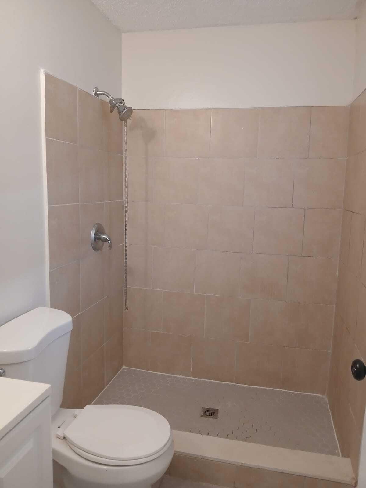 2634 W 28th Street, Riviera Beach, FL 33404 photo 13