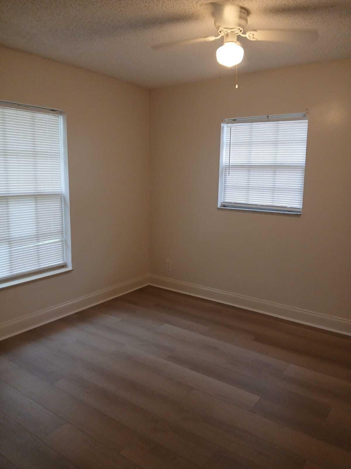 2634 W 28th Street — photo 8