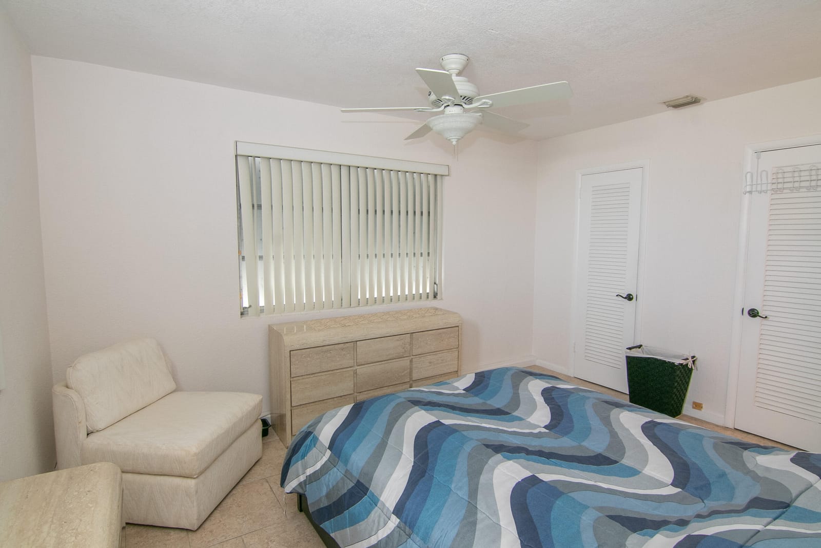 4056 Lake Osborne Drive 15 — photo 12