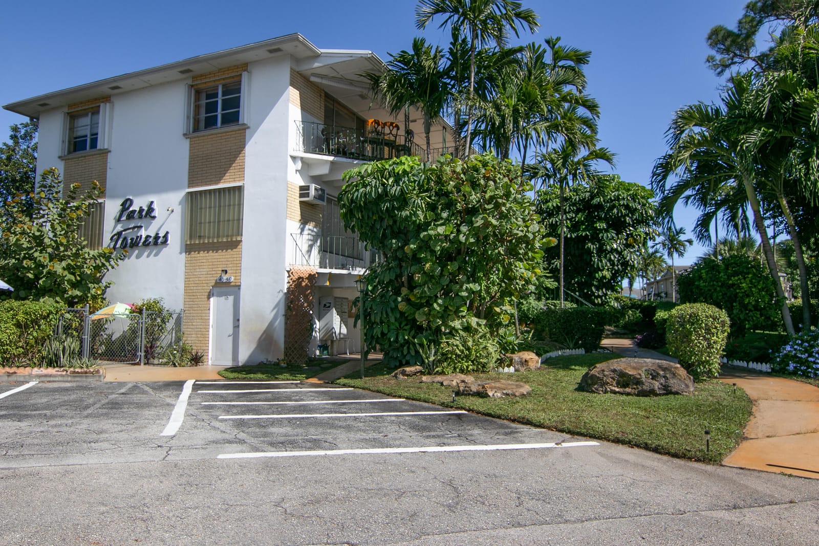 4056 Lake Osborne Drive 15, Lake Worth Beach, FL 33461 photo 19