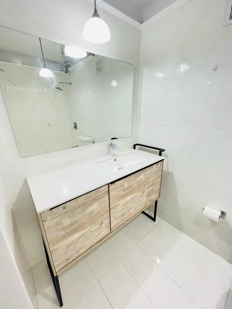 4275 NW South Tamiami Canal Drive 2-205, Miami, FL 33126 photo 13