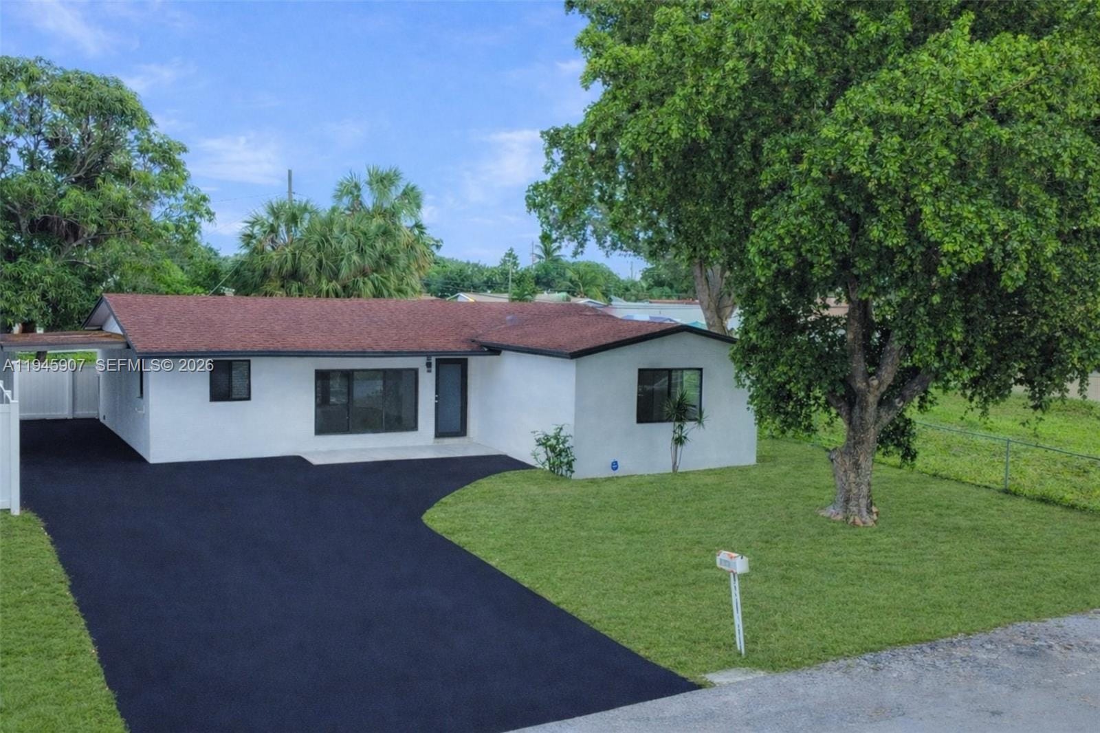 1640 NW 27th Avenue, Fort Lauderdale, FL 33311 photo 2