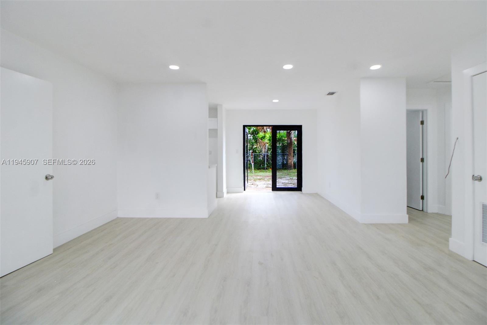 1640 NW 27th Avenue, Fort Lauderdale, FL 33311 photo 17