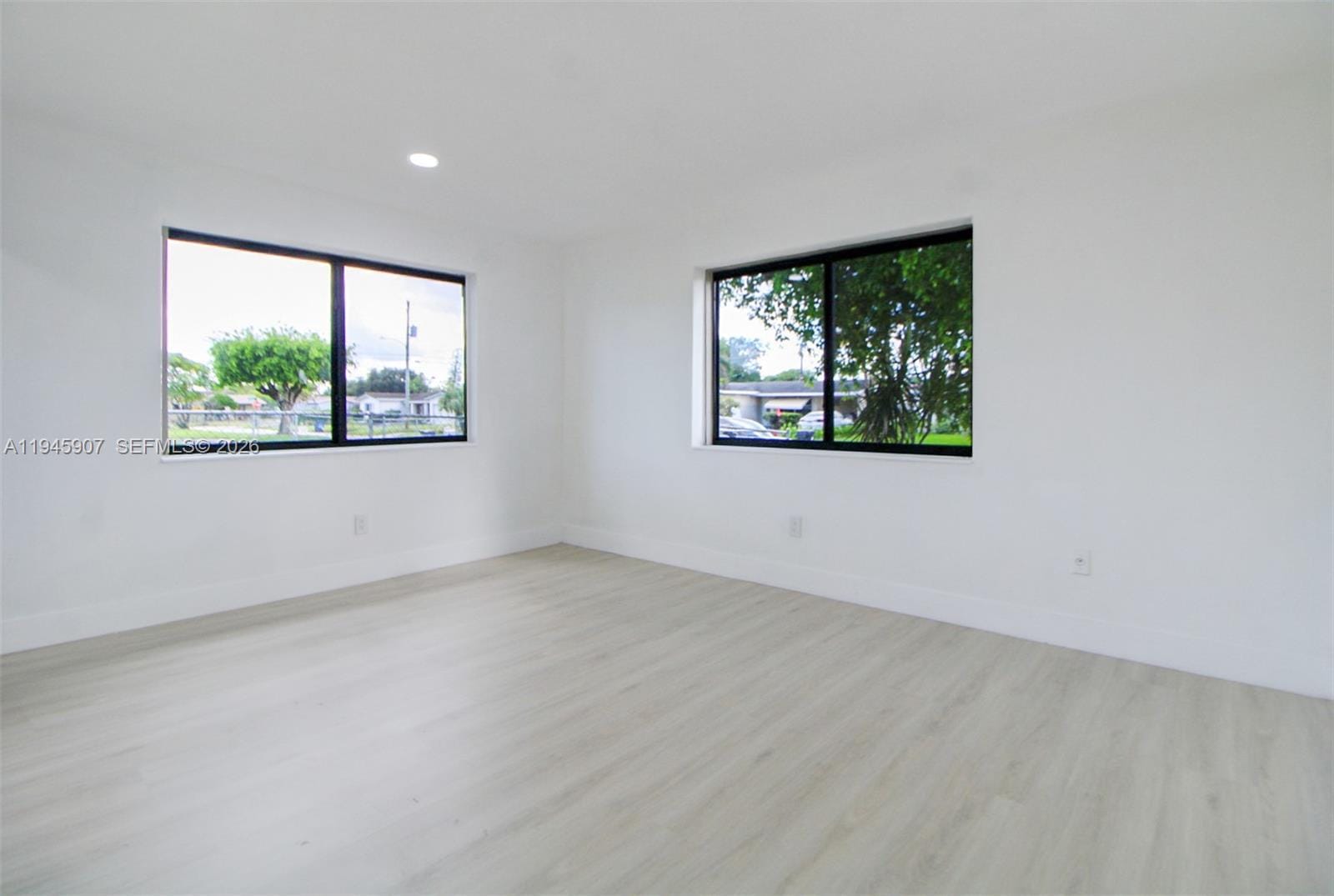1640 NW 27th Avenue, Fort Lauderdale, FL 33311 photo 6