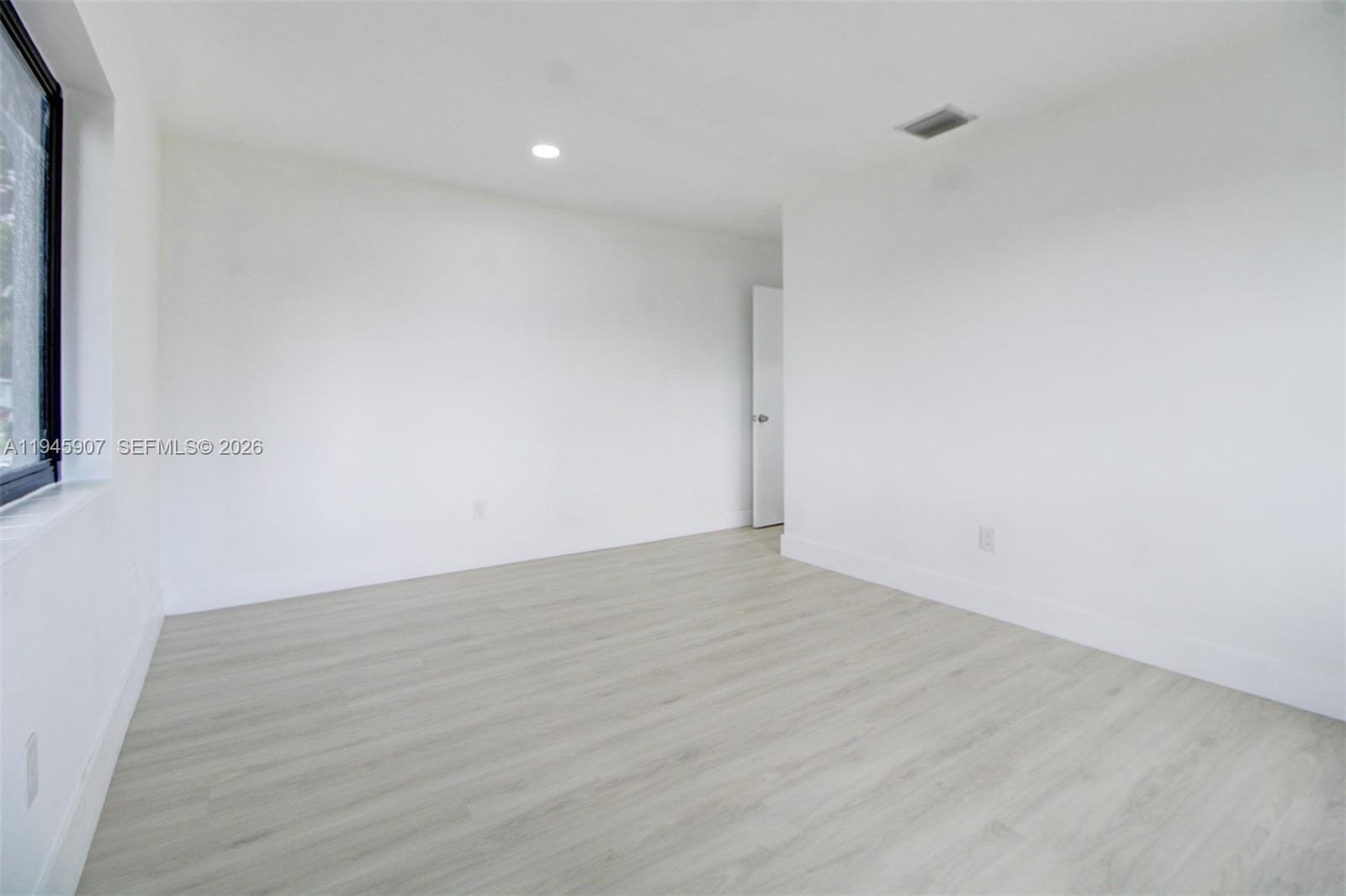 1640 NW 27th Avenue, Fort Lauderdale, FL 33311 photo 7