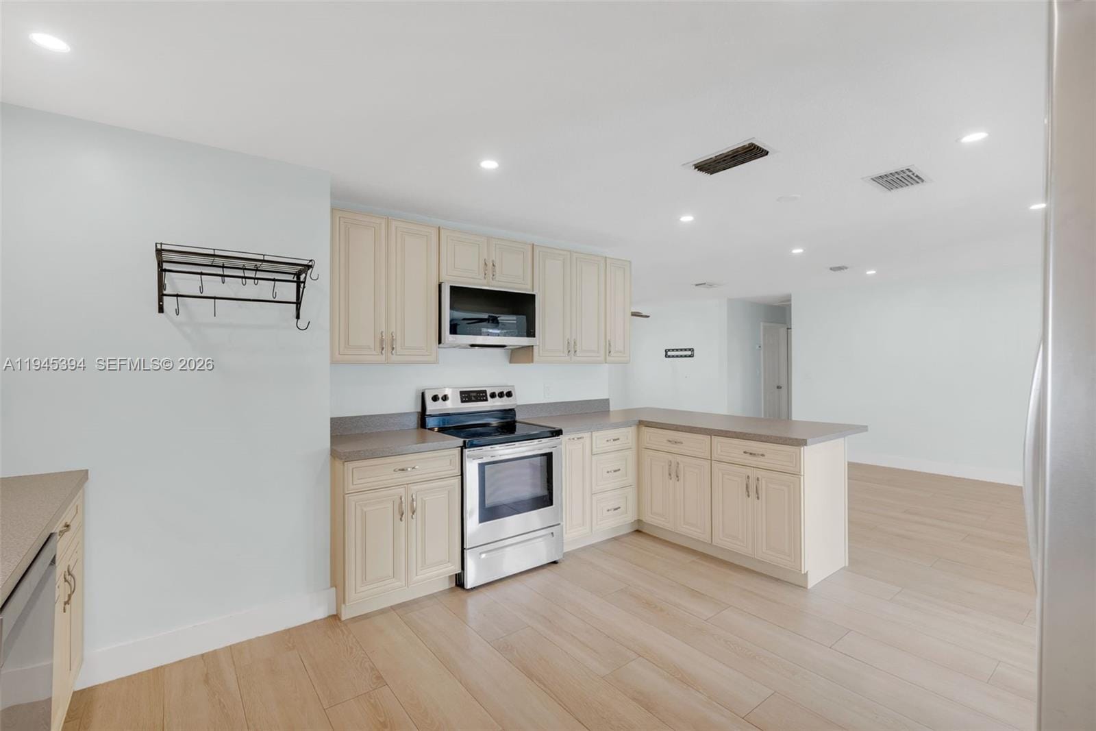 1310 NW 42nd Street, Oakland Park, FL 33309 photo 8