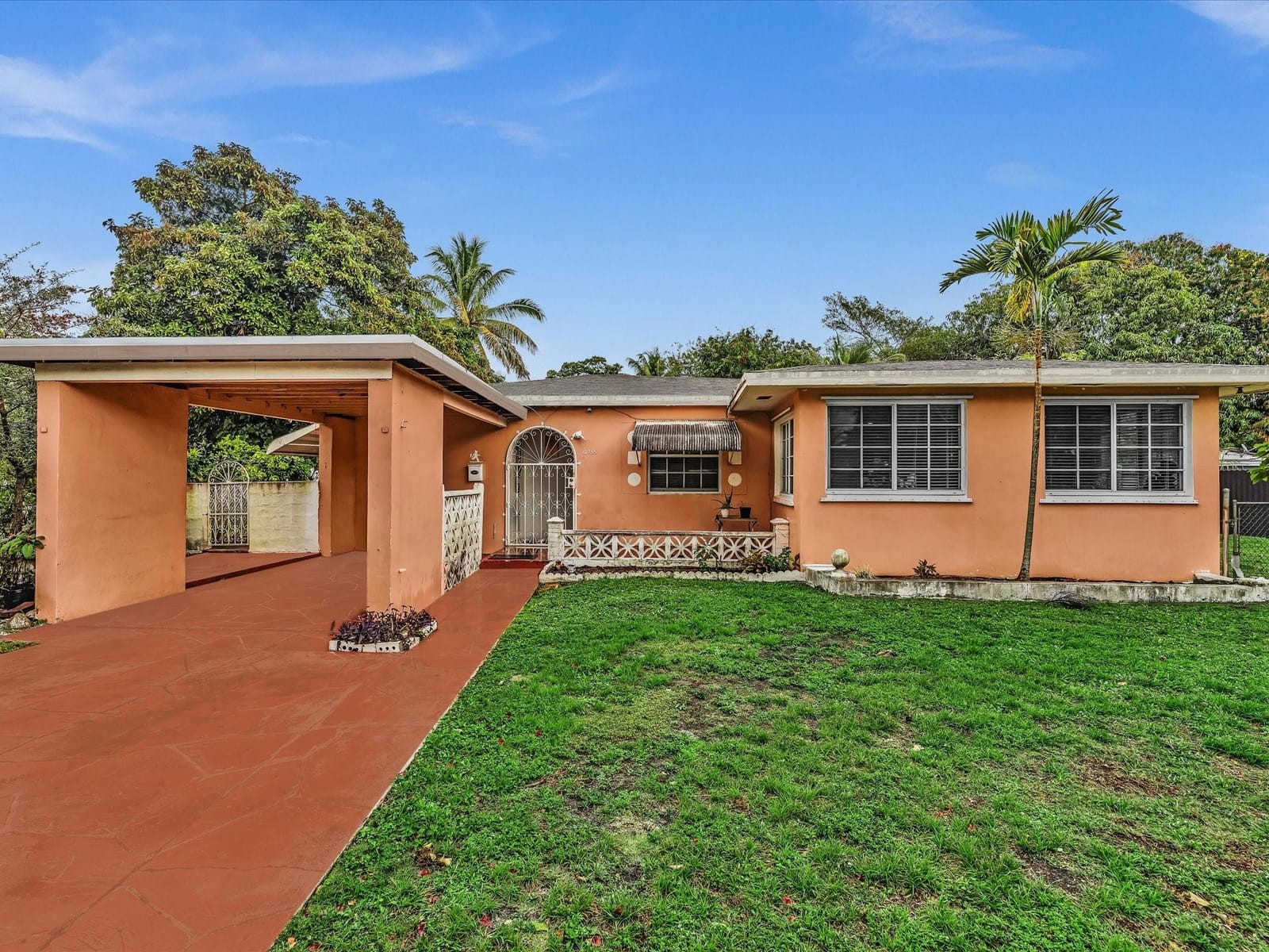 12755 NW 1st Avenue, North Miami, FL 33168 photo 2