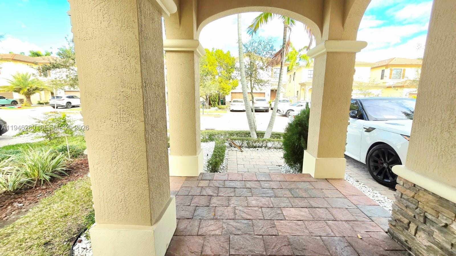 10032 NW 87th Terrace, Doral, FL 33178 photo 6