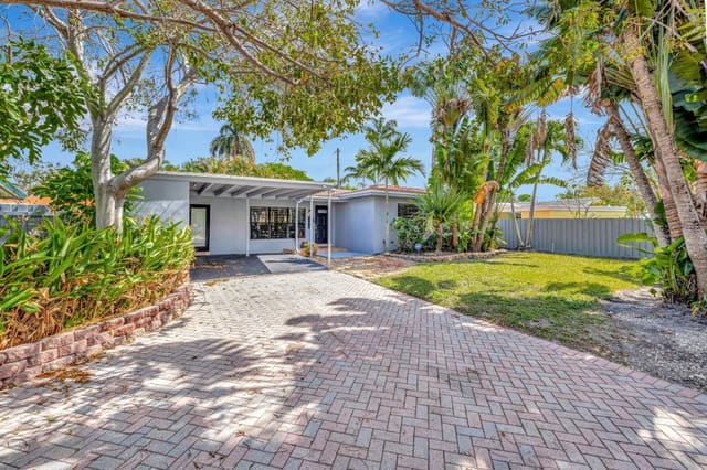 1228 SW 9th Avenue, sold in Island View, Fort Lauderdale, FL
