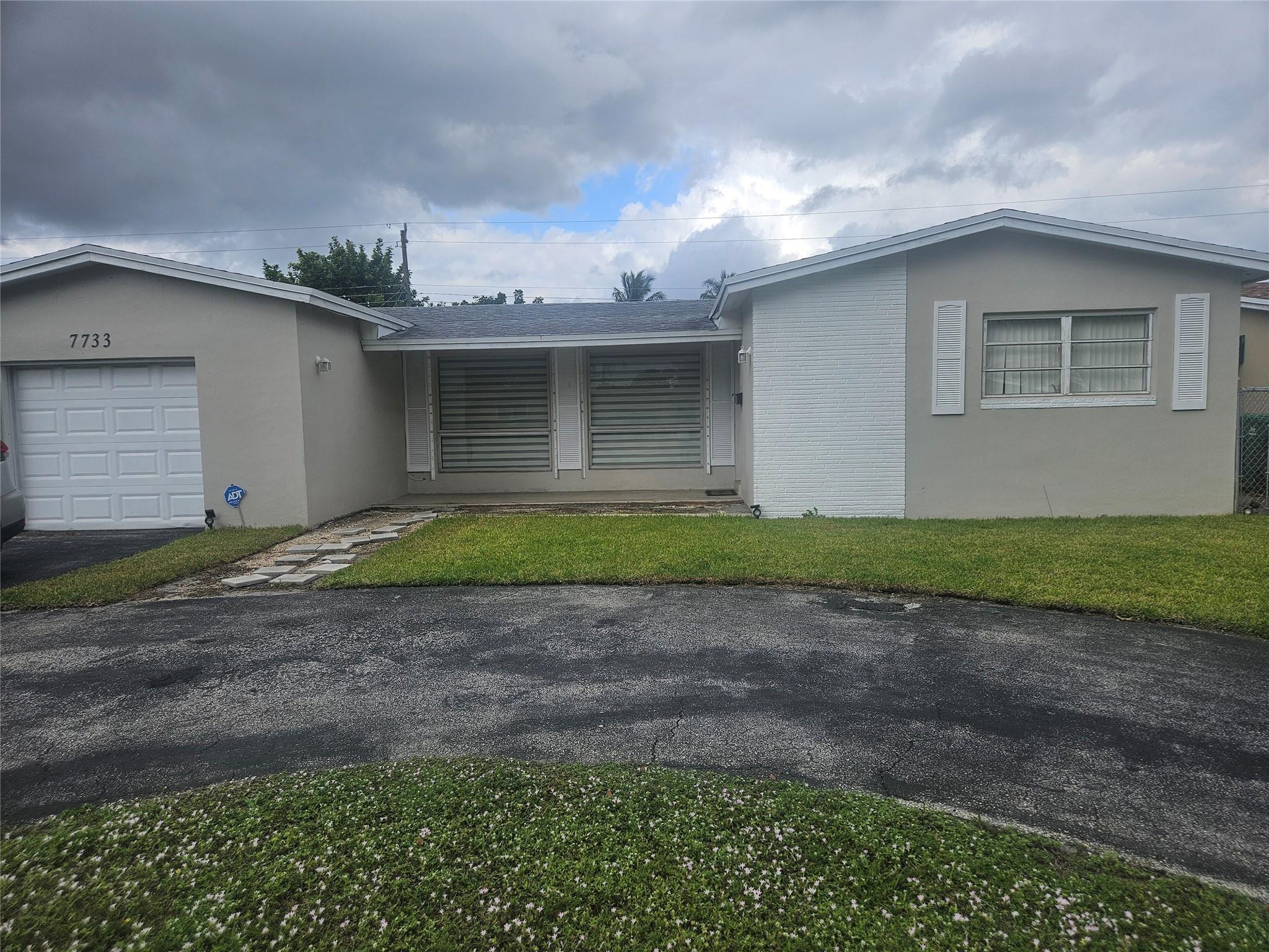 7733 Embassy Boulevard, Miramar, FL 33023, Miramar