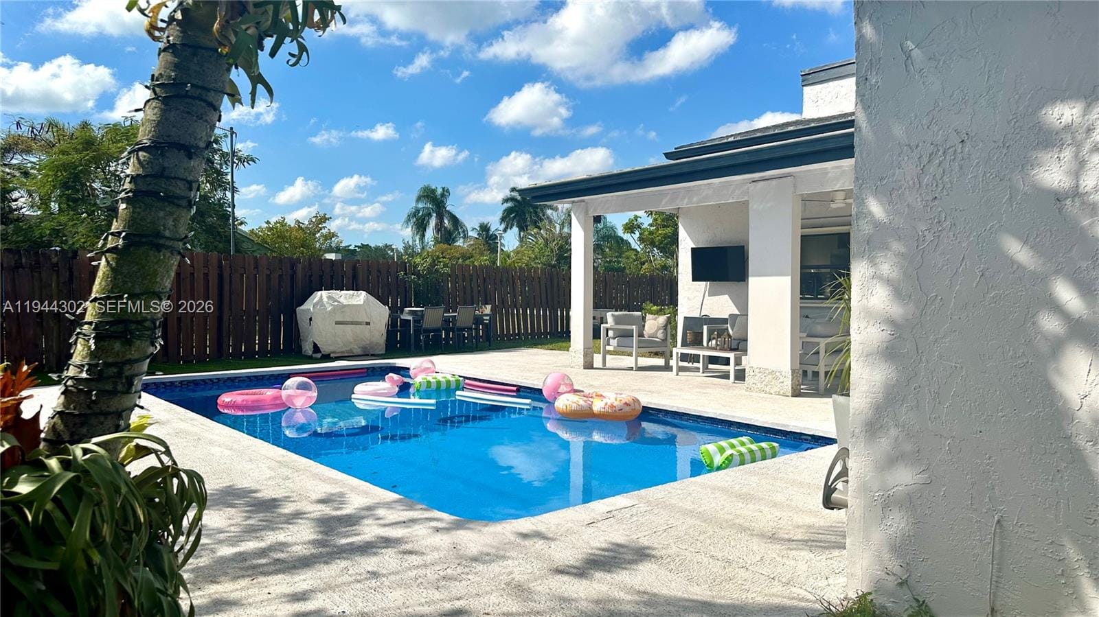 528 SW 166th Terrace, Weston, FL 33326