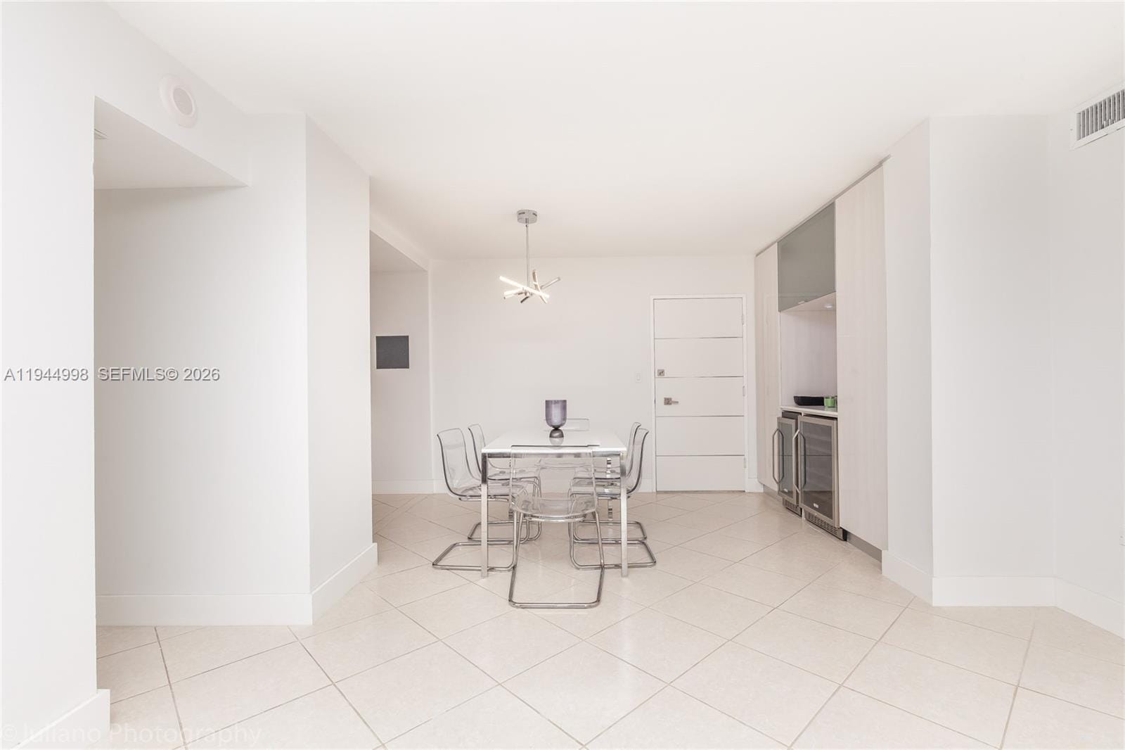5555 Collins Avenue 9U — photo 7