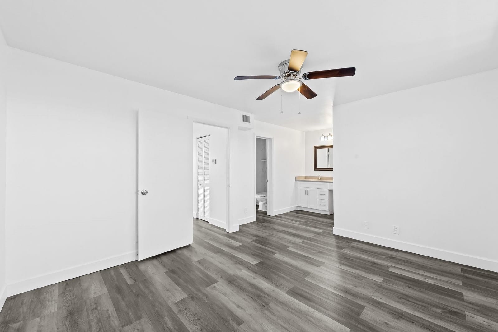 822 Crystal Lake Drive 822, Deerfield Beach, FL 33064 photo 13
