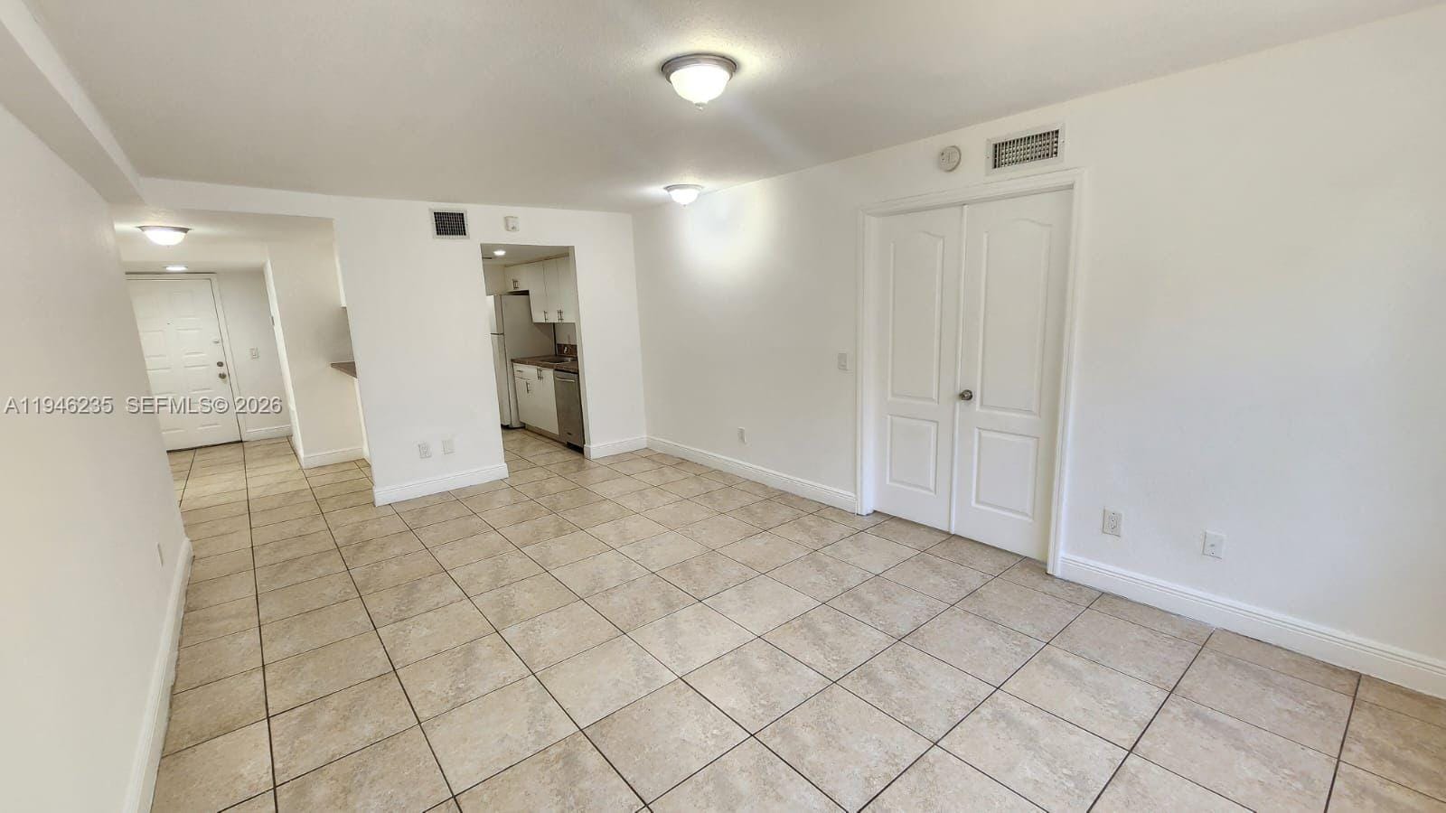 4561 W Mcnab Road 22 — photo 2