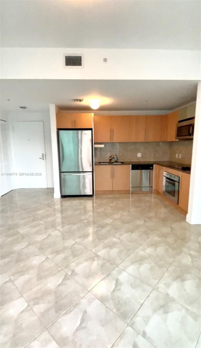 300 S Biscayne Boulevard T-1803 — photo 11
