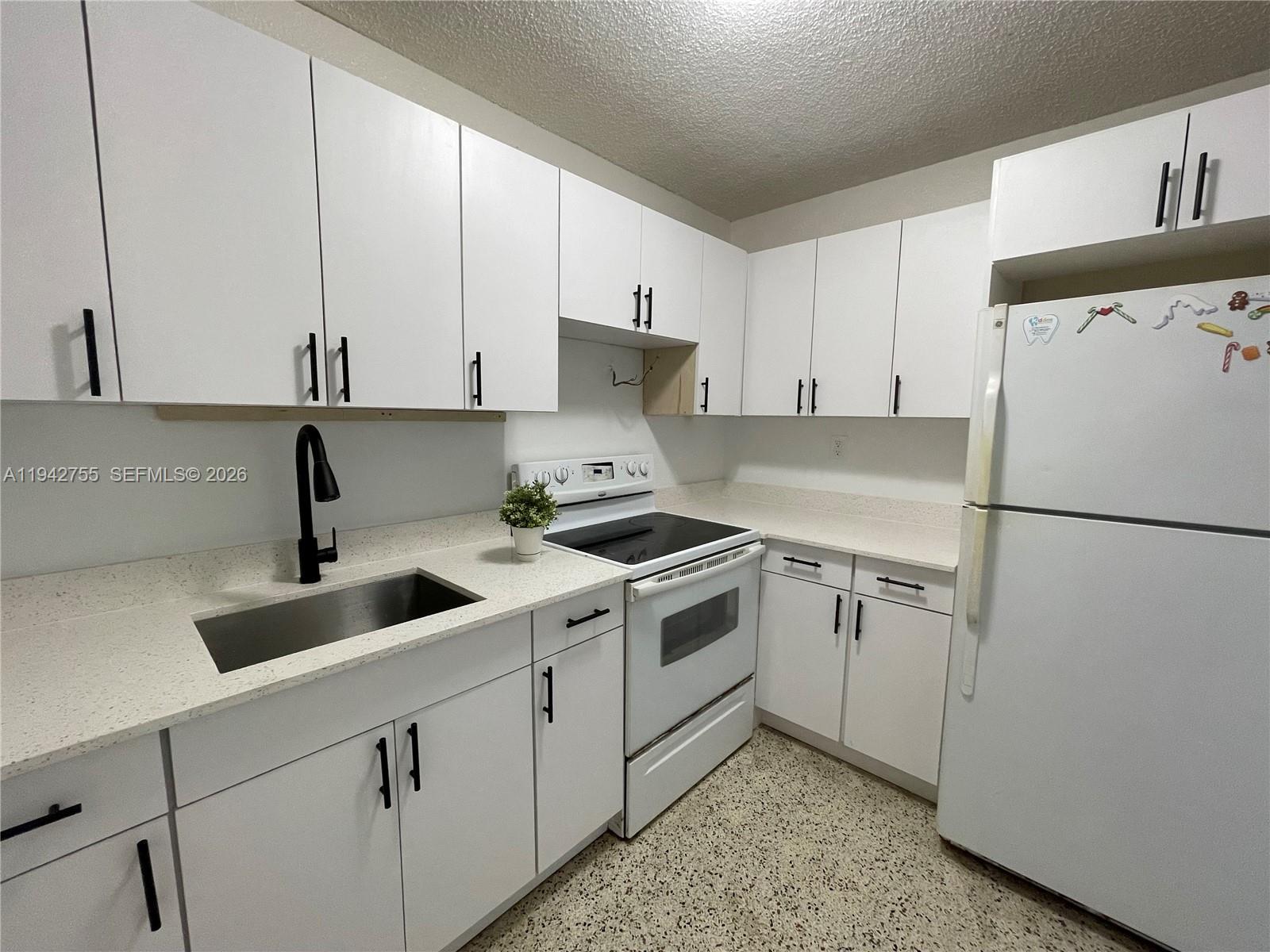 142 SW 18th Avenue 19, Miami, FL 33135, Miami