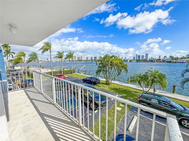 16570 NE 26th Avenue 2J, sold in Reef South Condo, North Miami Beach, FL