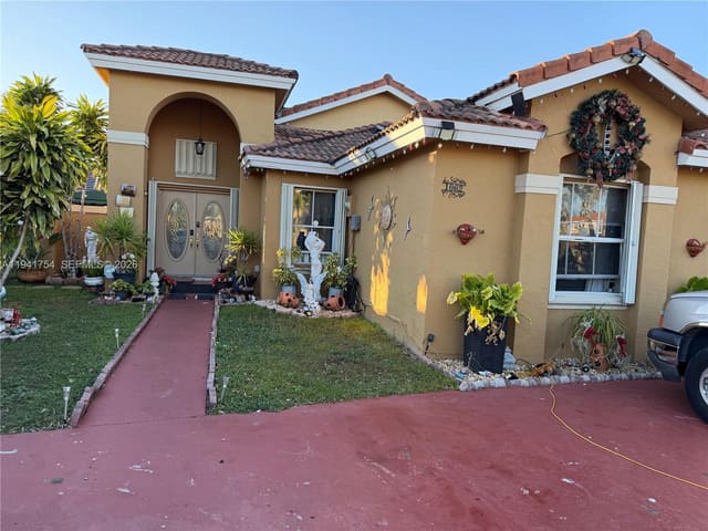 1062 NW 133rd Avenue, sold in Shoma Homes At Tamiami Ii, Miami, FL