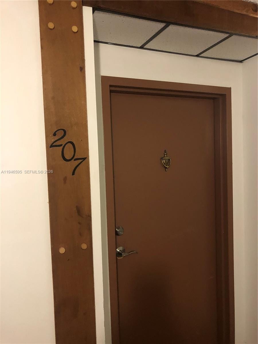 210 Lakeview Drive 207 — photo 3