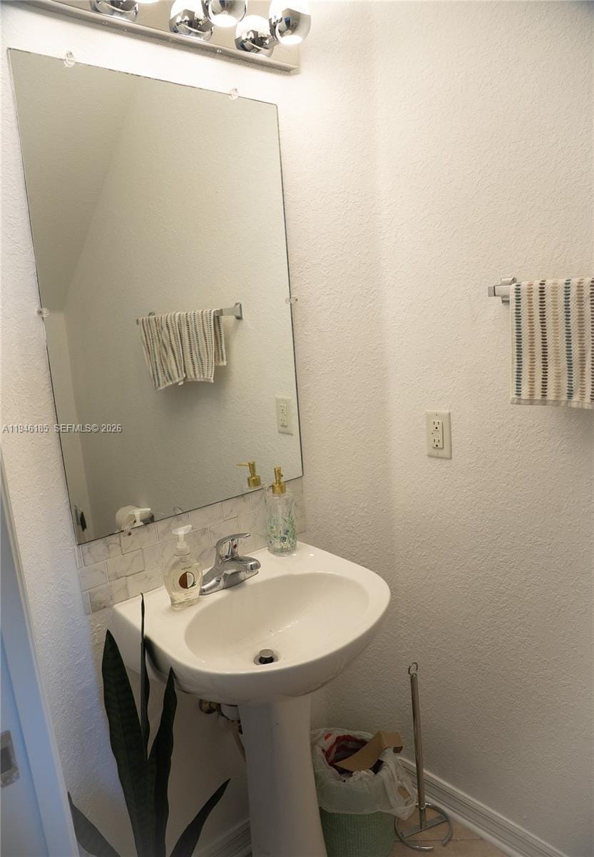 141 NW 2nd Avenue 7, Hallandale Beach, FL 33009 photo 26