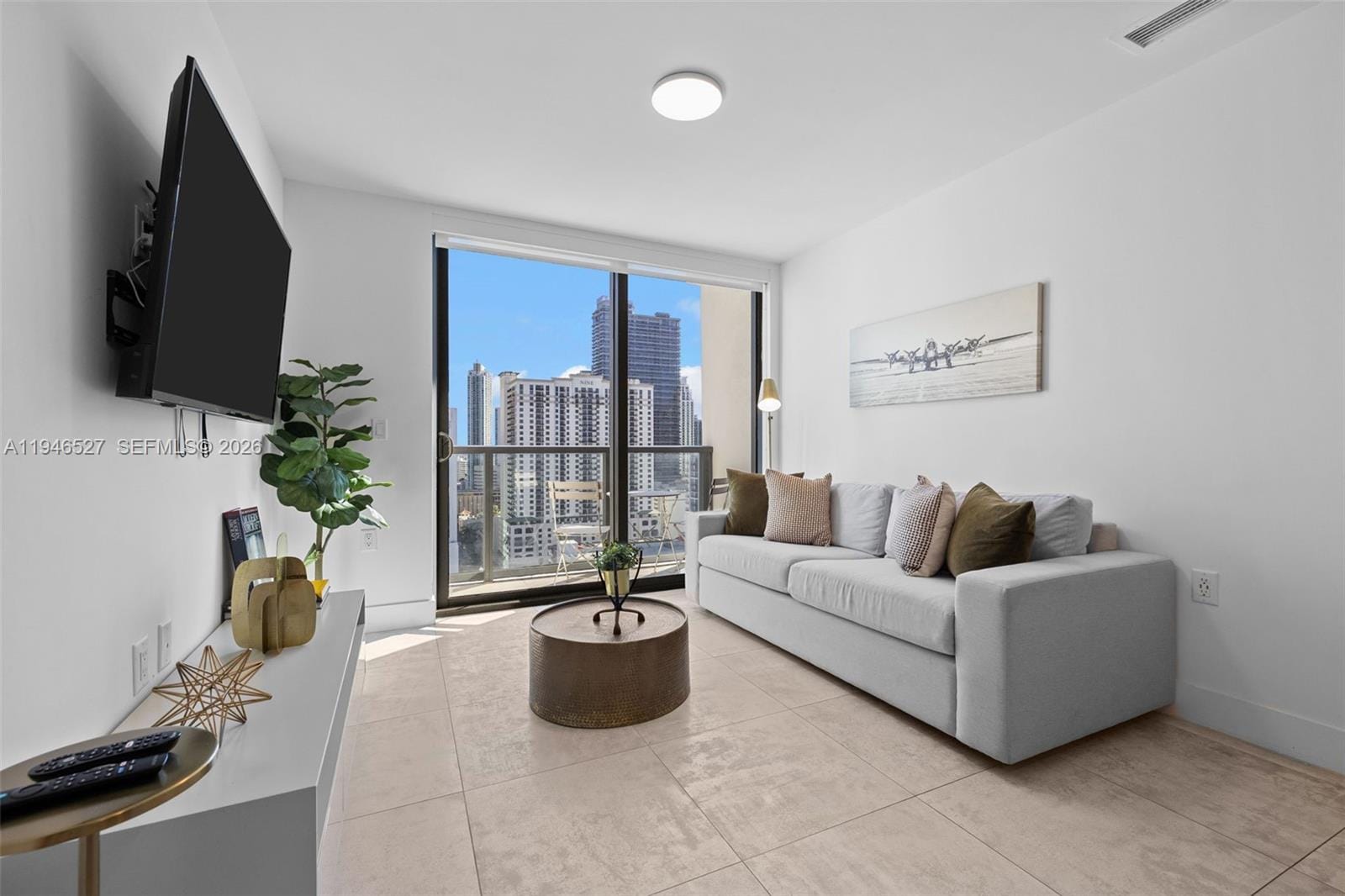 239 SW 9th Street 2304, Miami, FL 33130 photo 27