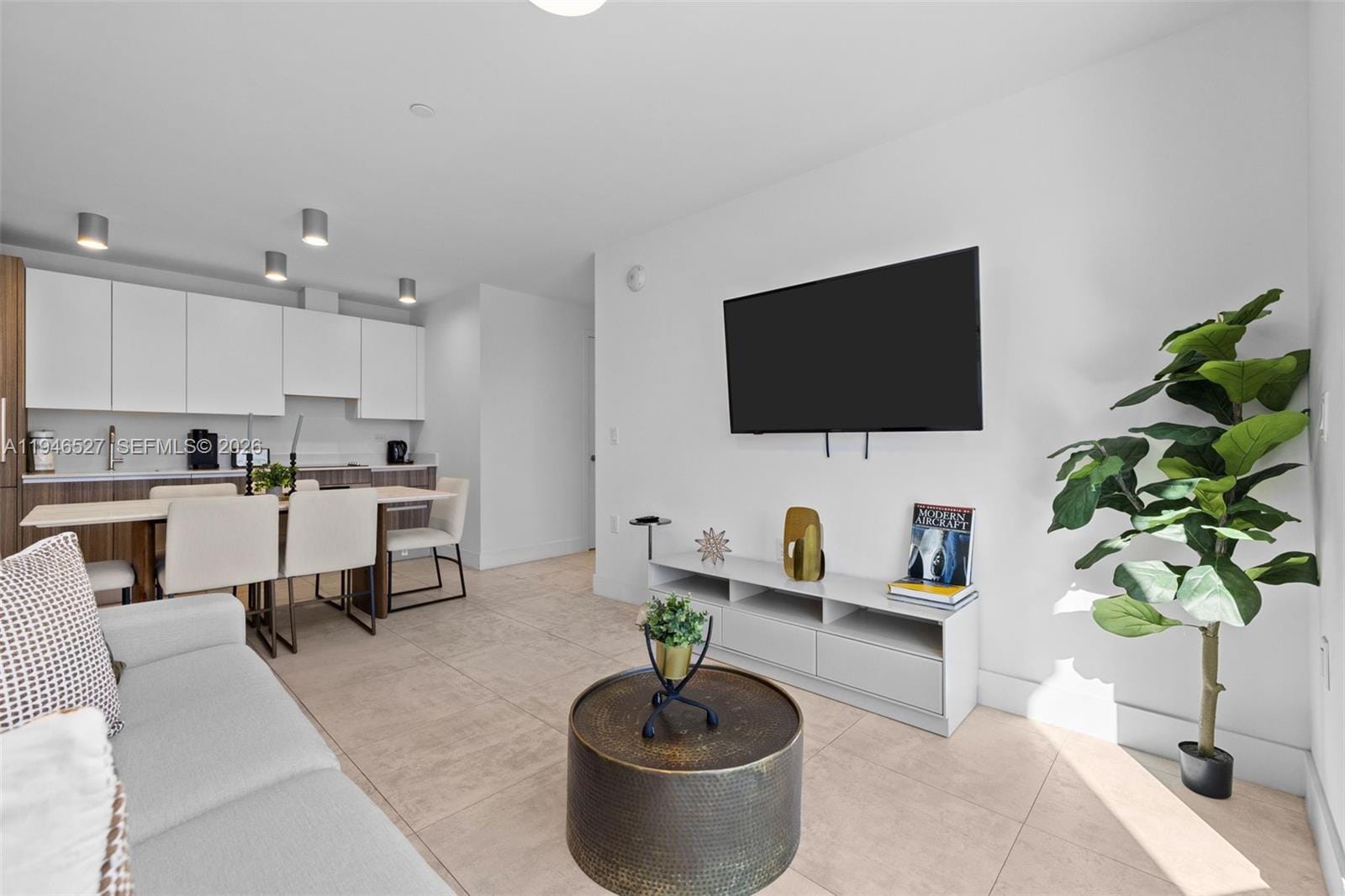 239 SW 9th Street 2304, Miami, FL 33130 photo 28