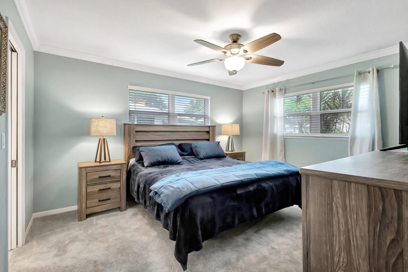 830 Meadowlark Lane 830 — photo 4